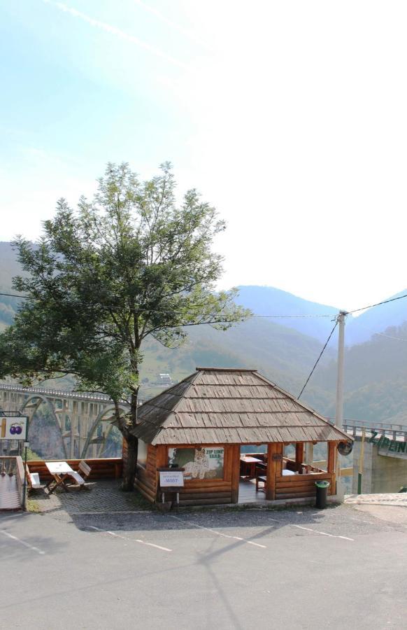 Tara Bridge Castle Hotel Zabljak  Luaran gambar