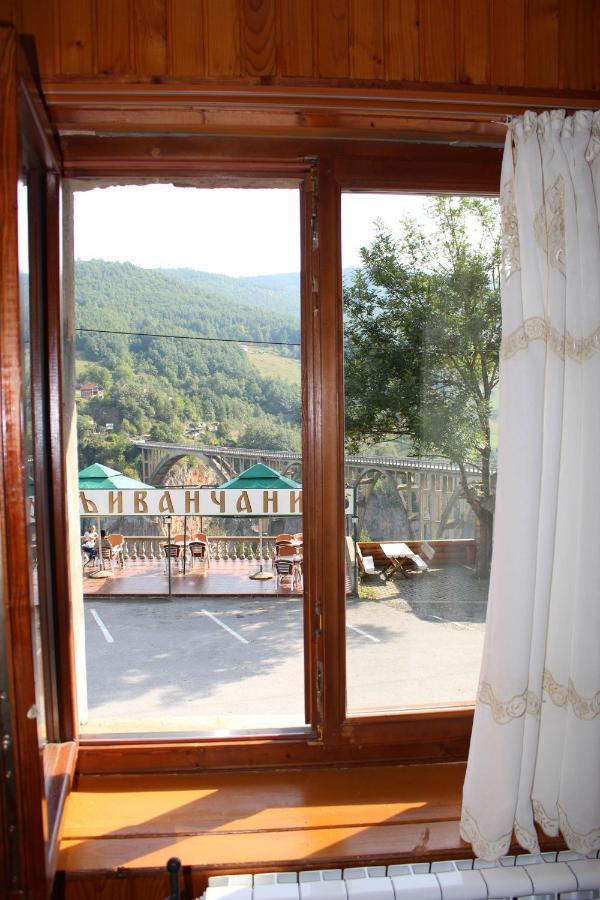 Tara Bridge Castle Hotel Zabljak  Luaran gambar