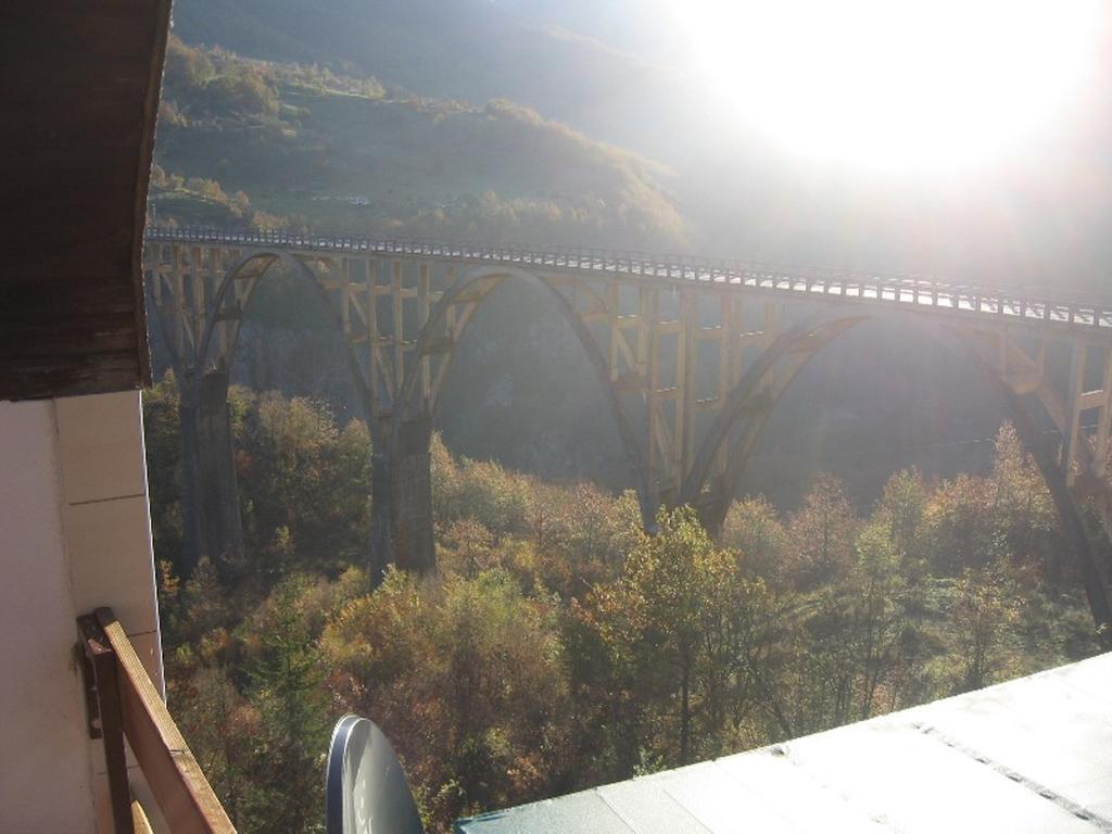 Tara Bridge Castle Hotel Zabljak  Luaran gambar